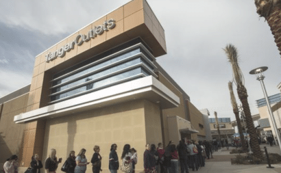 Valley outlet mall plans to expand with new restaurants, entertainment venue