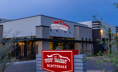 The Toy Barn – Where grown-ups park their toys…with Jason Phillips